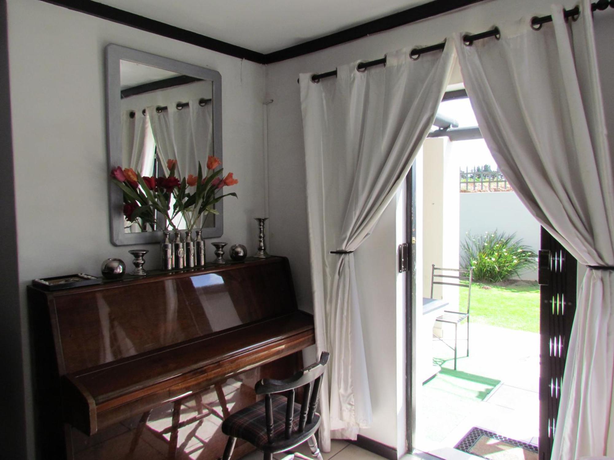 Santini Lace Self Catering Unit Plettenberg Bay Exterior photo